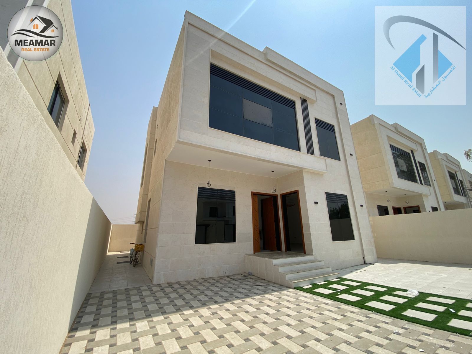 Excellent price and good finishing, 3-bedroom villa (freehold for all nationalities), located near a mosque.