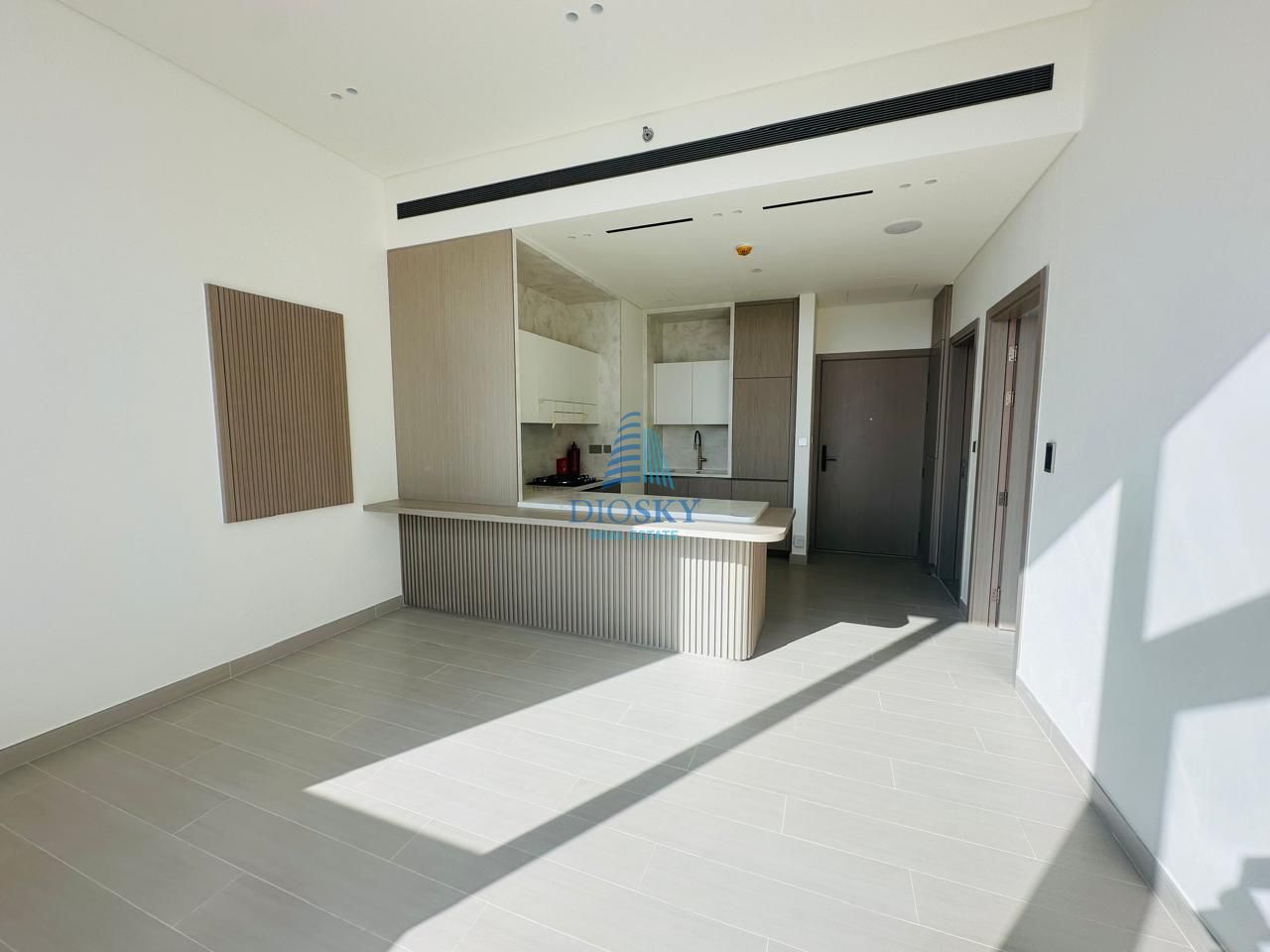 Brand New | Private Pool Luxury Apartment