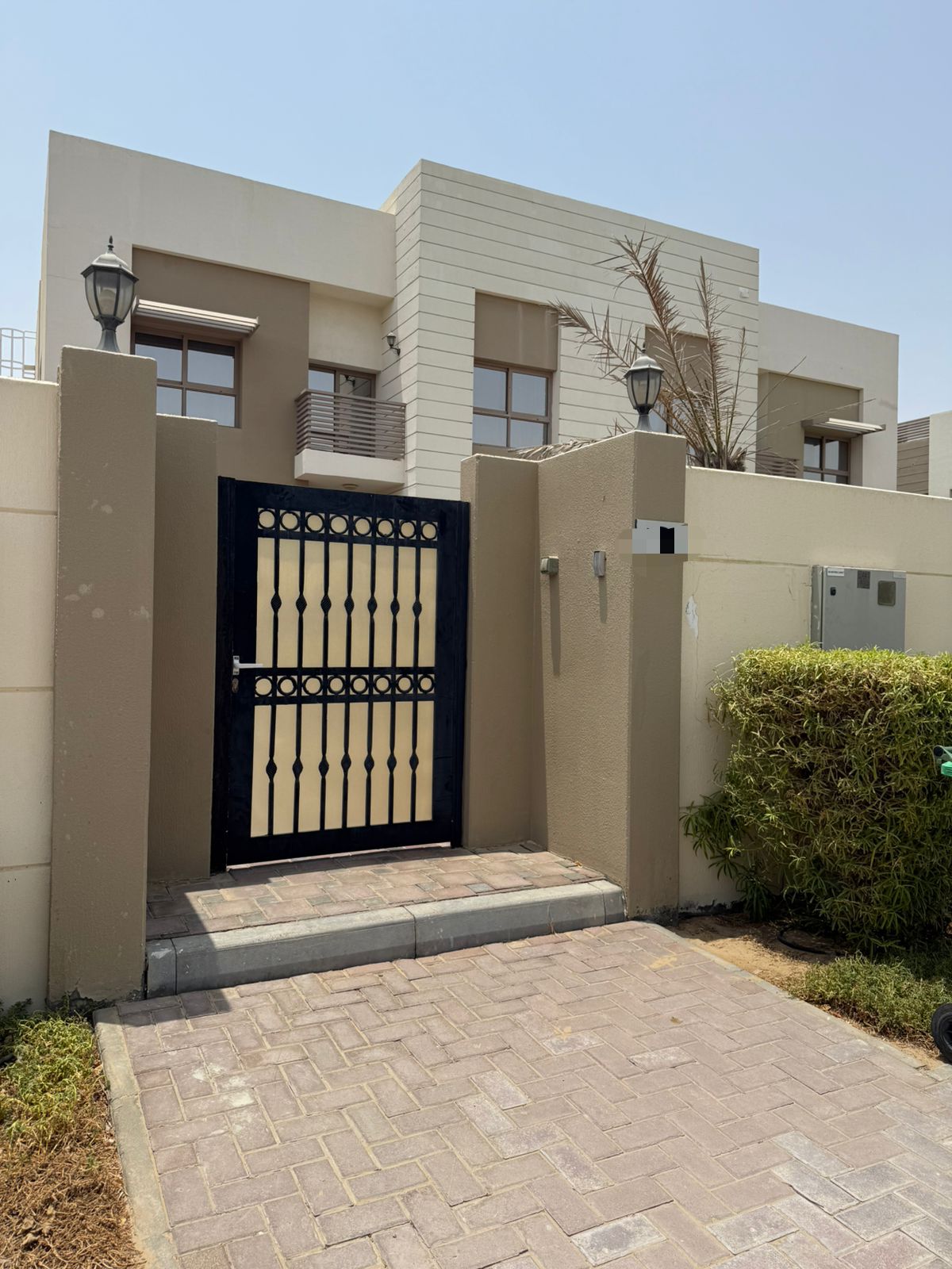 For Sale Luxury Villa with Modern Design in Shoumous Residential Complex