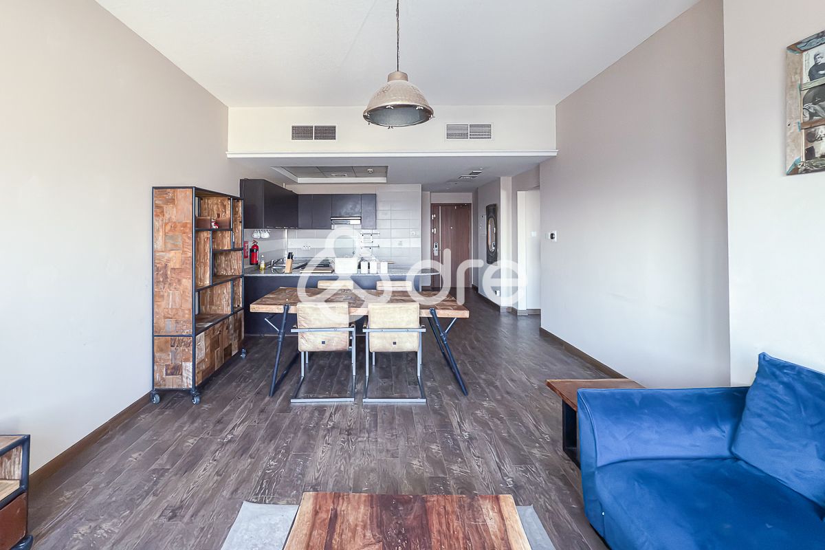 CHILLER FREE l FULLY FURNISHED l VACANT NOW