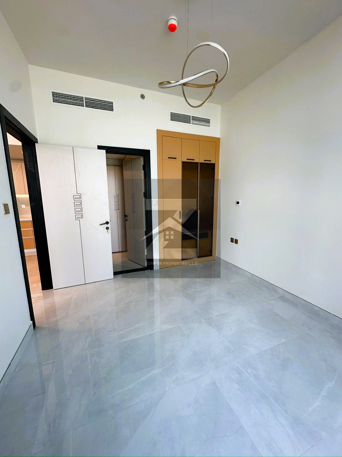 Brand New | Fitted Kitchen | Miracle Garden View