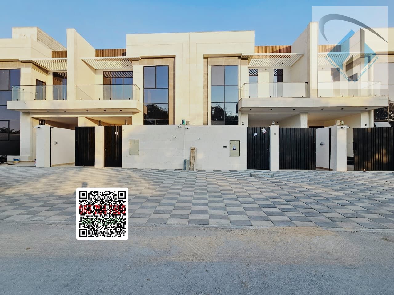A distinctive villa for sale behind Al-Hamidiyah Park, freehold ownership.
