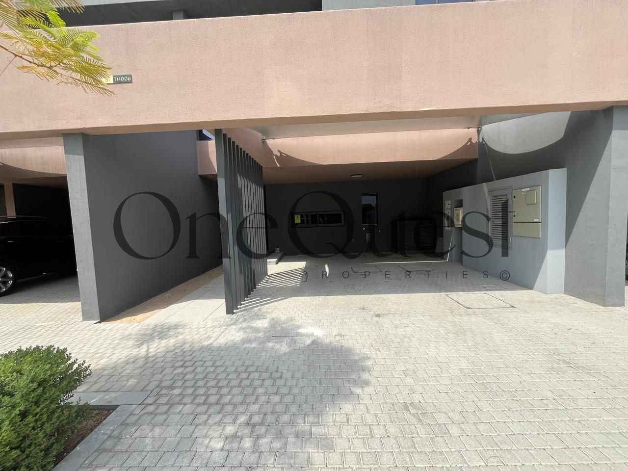 4 BR + MAID | FREEHOLD | SINGLE ROW | READY