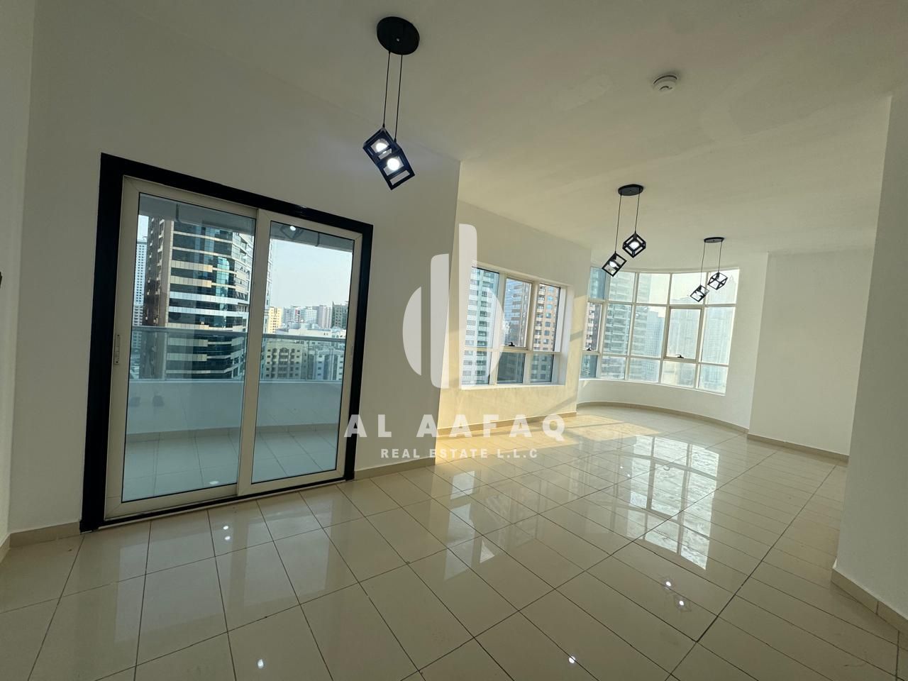 Sea view 2BHK| Both Master Bedrooms | Store Room