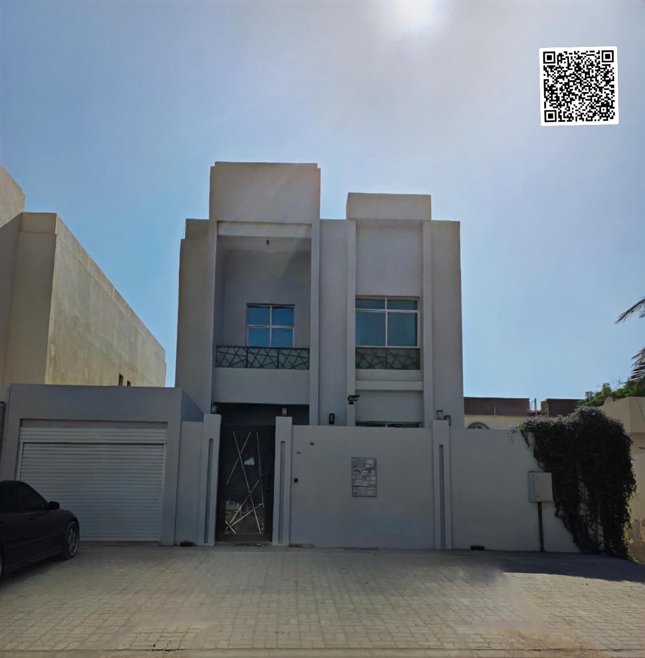 Modern two-story villa at an exclusive price including water, electricity and air conditioning in the middle of a quiet residential neighborhood - spa