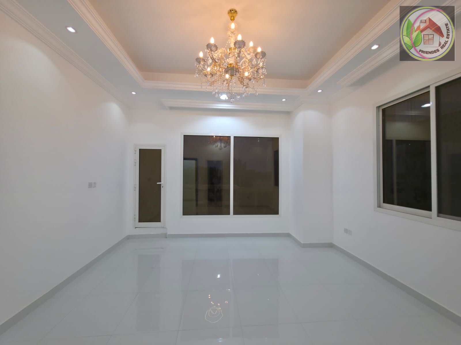Own your villa with a modern design and excellent finishes at a price that includes registration fees – large rooms and comfortable spaces in the midd