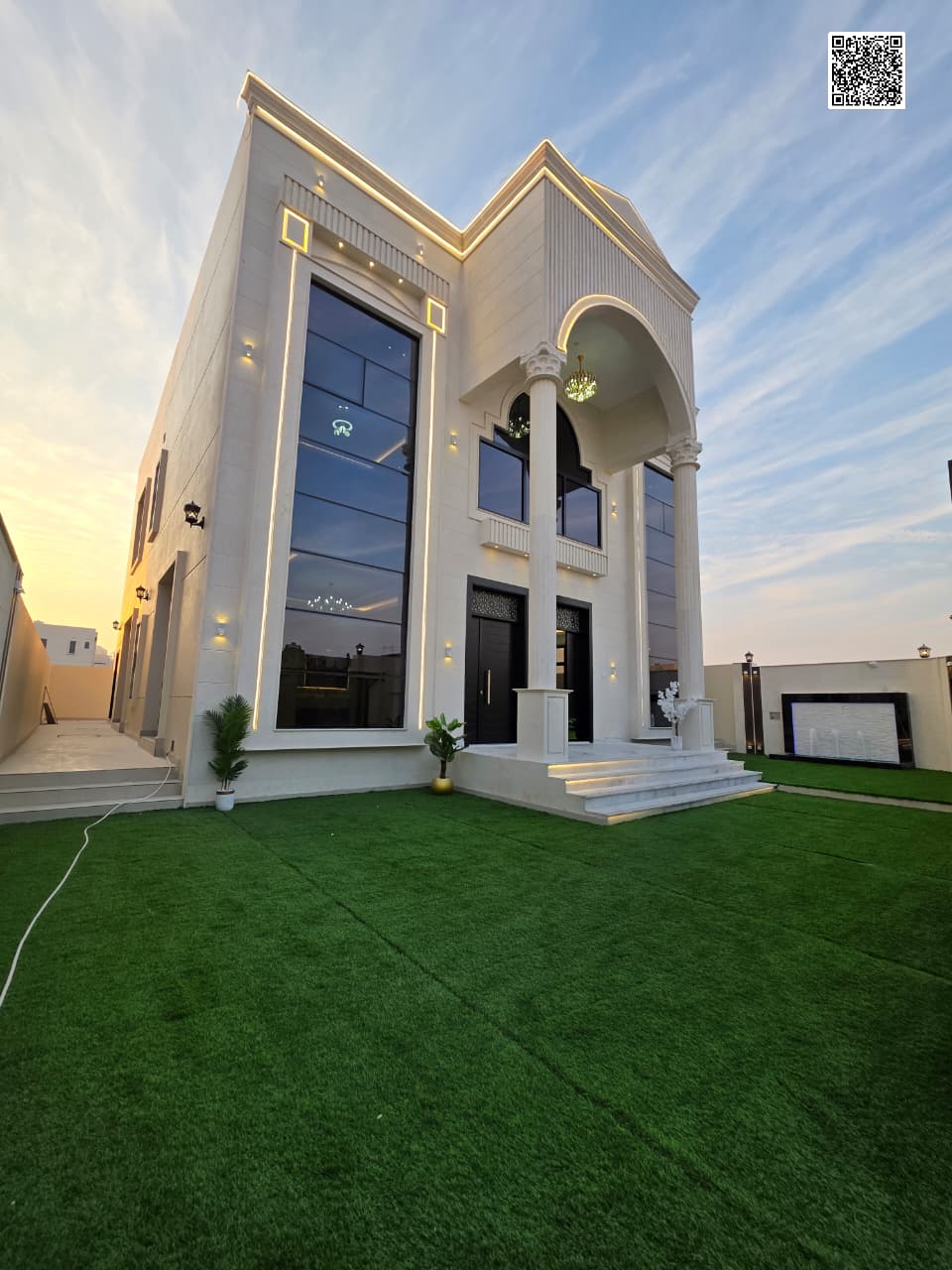 Own your villa with a classic design, corner location on two streets, and excellent finishes, at a price that includes registration fees. Large rooms