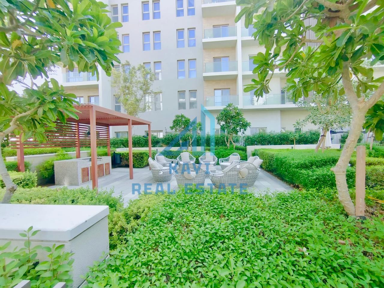 Spacious 1 BR | Family Building | Ready To Move In