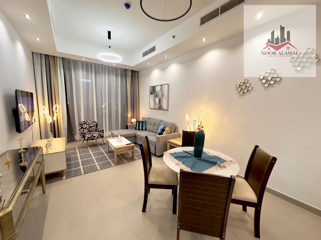 Sharjah - almamzar - Super Deluxe apartment with one bedroom, a large living room, a fully equipped kitchen, and two bathrooms