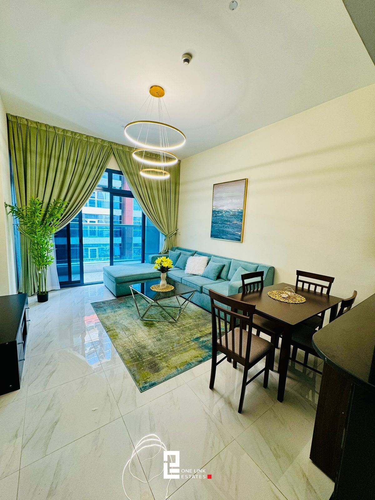 LUXURY FURNISHED | PRIME LOCATION | 1 BEDROOM |AVAILABLE