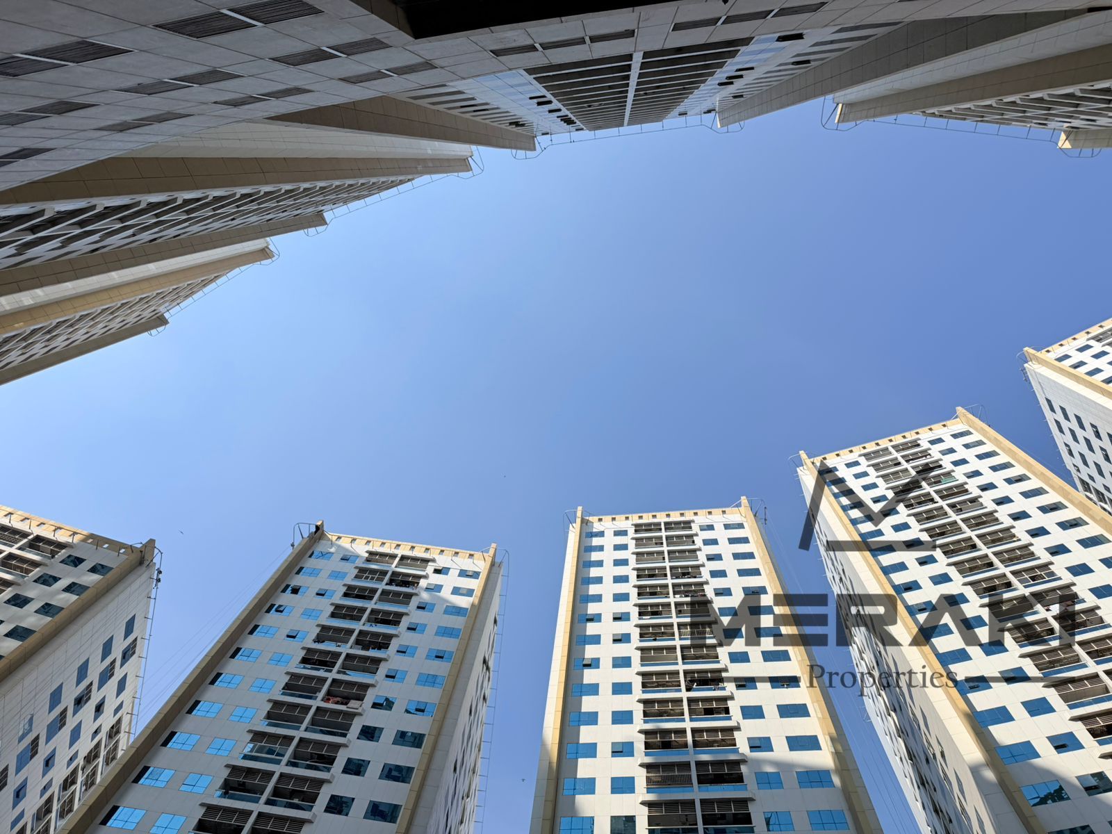 Urgent Sale! Spacious 2-Bedroom Apartment in Pearl Towers – Prime Location & Amazing Price: AED 450,000 Only!