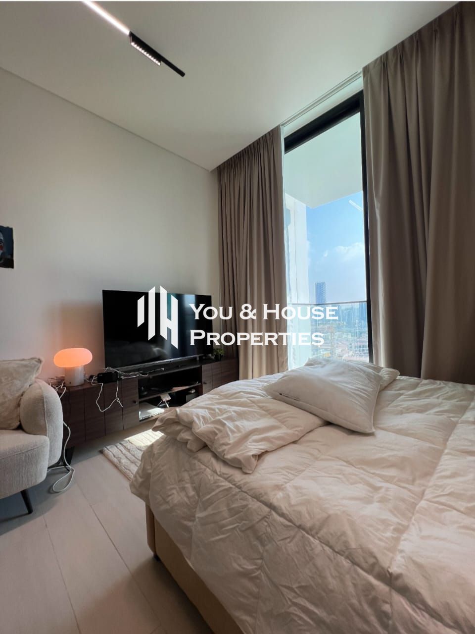 Fully Furnished Studio For Sale I Elegant Layout I Best Amenities