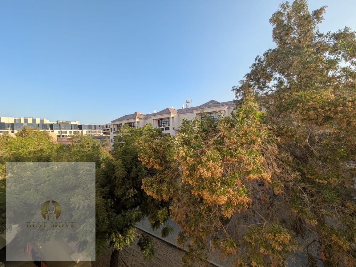 PRIME LOCATION||SPACIOUS|| READY TO MOVE