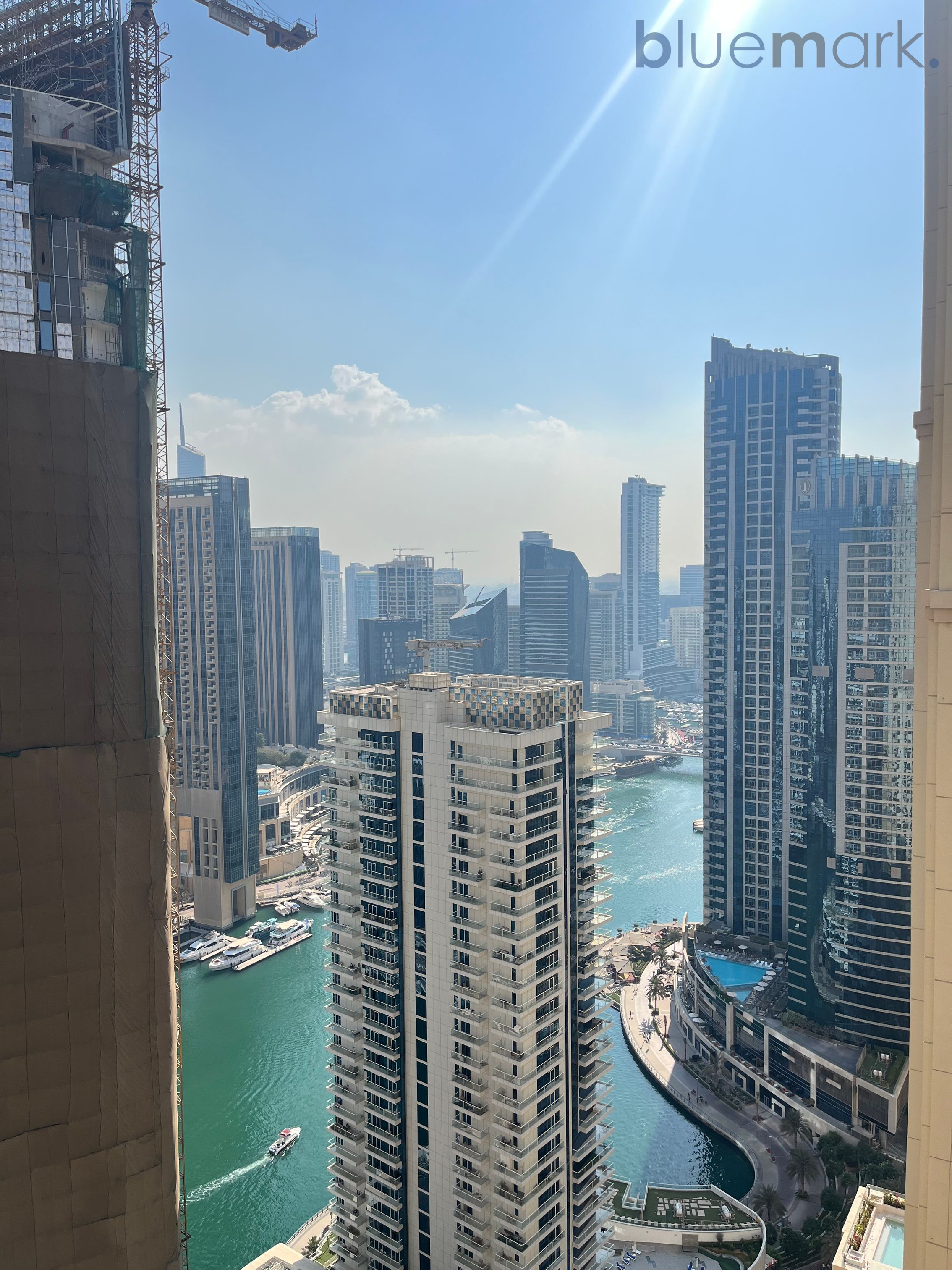 MARINA VIEW || HIGH FLOOR || SPACIOUS LAYOUT
