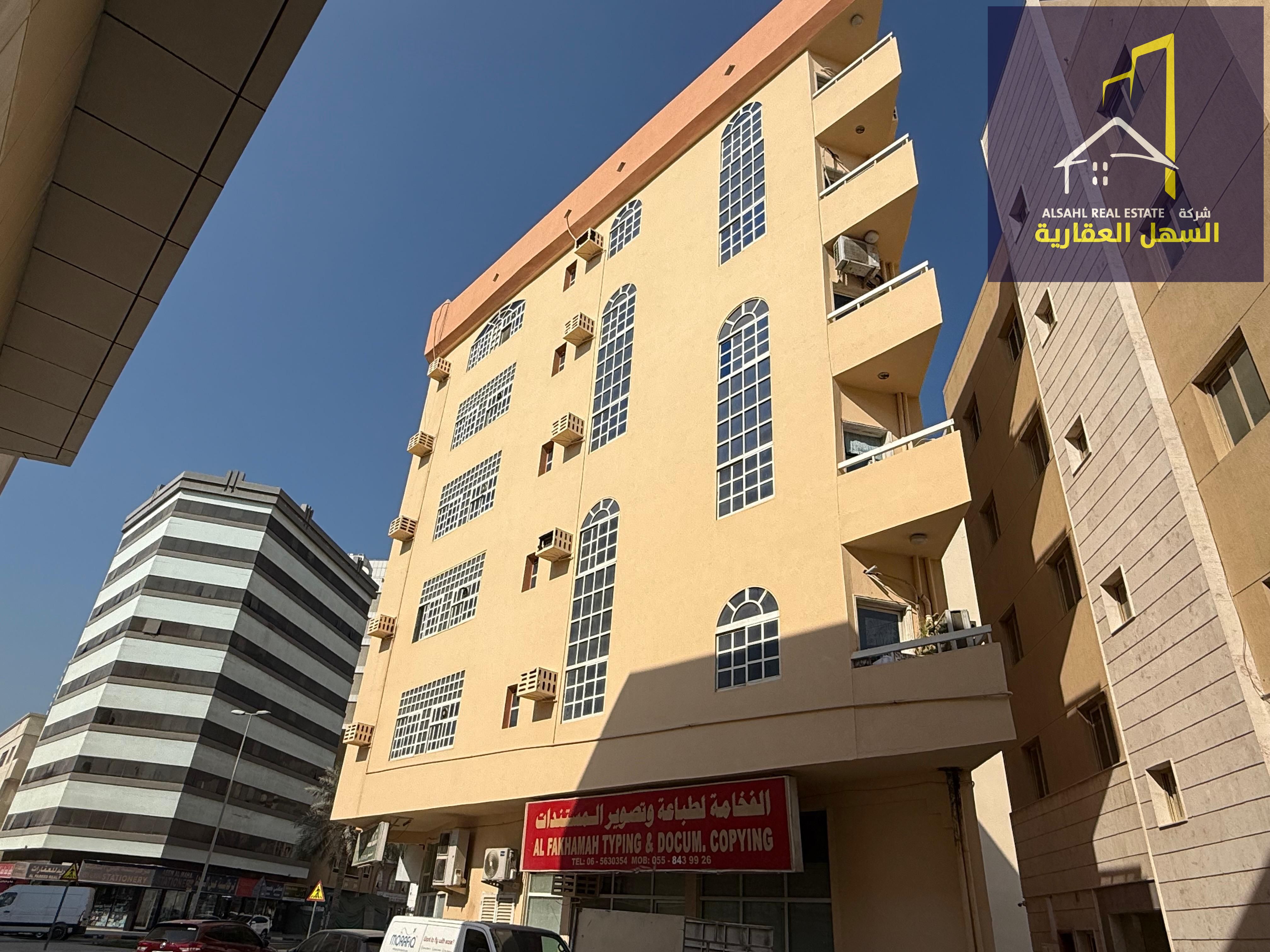 For sale: Residential/Commercial Building in Al Musalla – Sharjah Building Details: Ground floor + 5 floors Plot area: approx. 3,100 sq. ft.