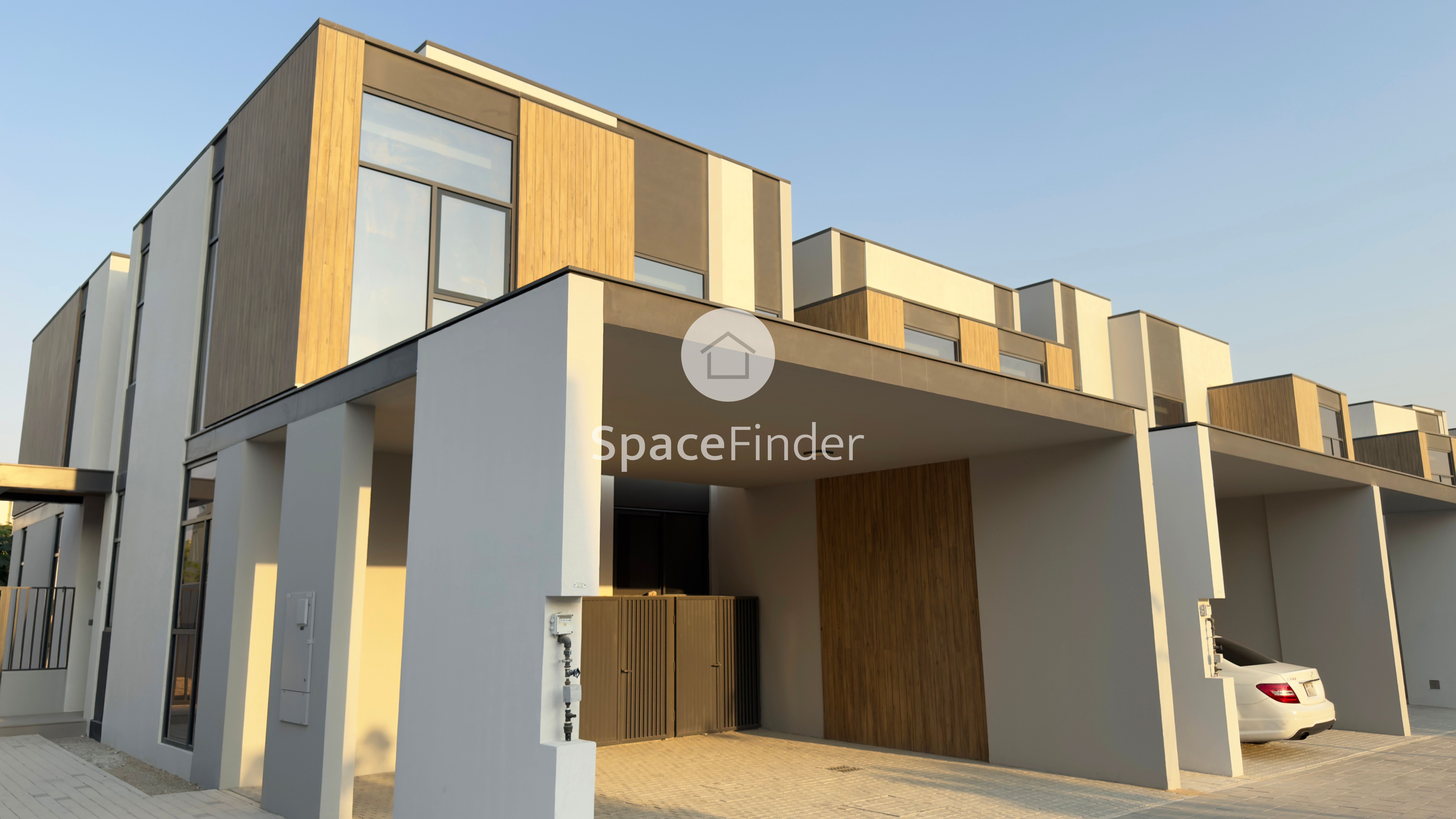 Spacious 4Bed+Maid Villa | G+1 | Prime Location