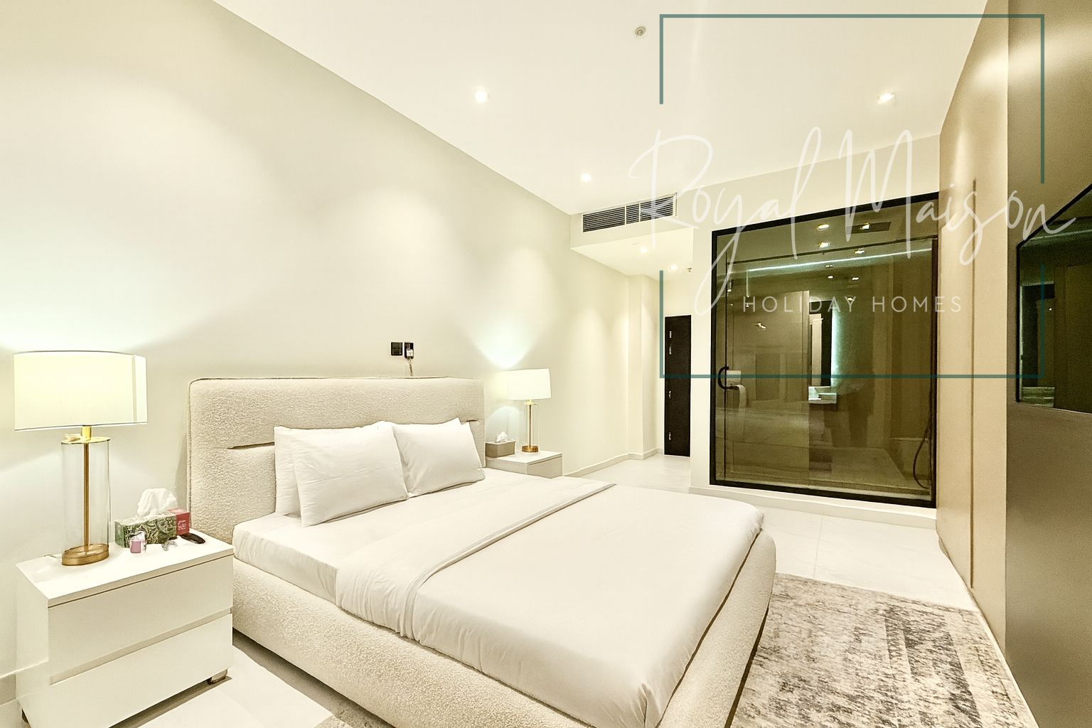 Premium Signature Studio | All Bills Included | Free Shuttle to Metro