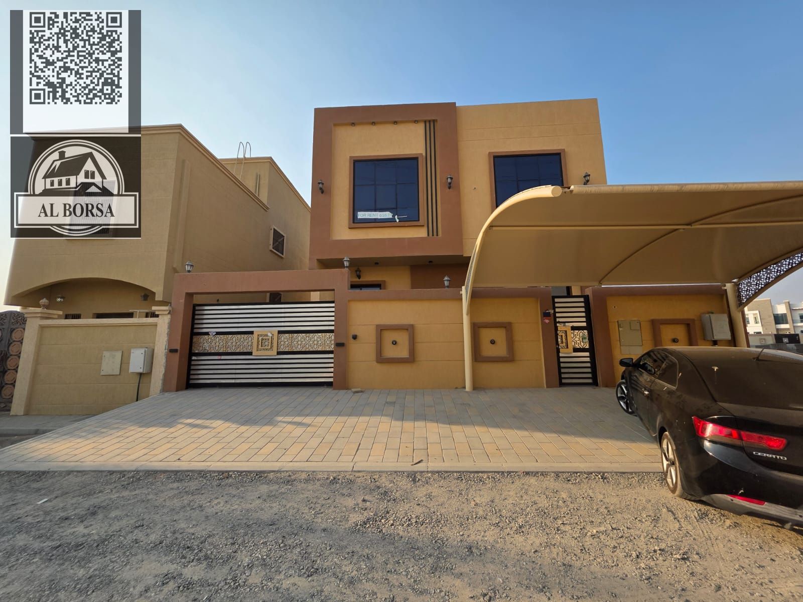 For rent in Al-Haliyo: 2 villas with 5 master bedrooms, a majlis (formal sitting room), a living room, a spacious kitchen, and a maid's room.