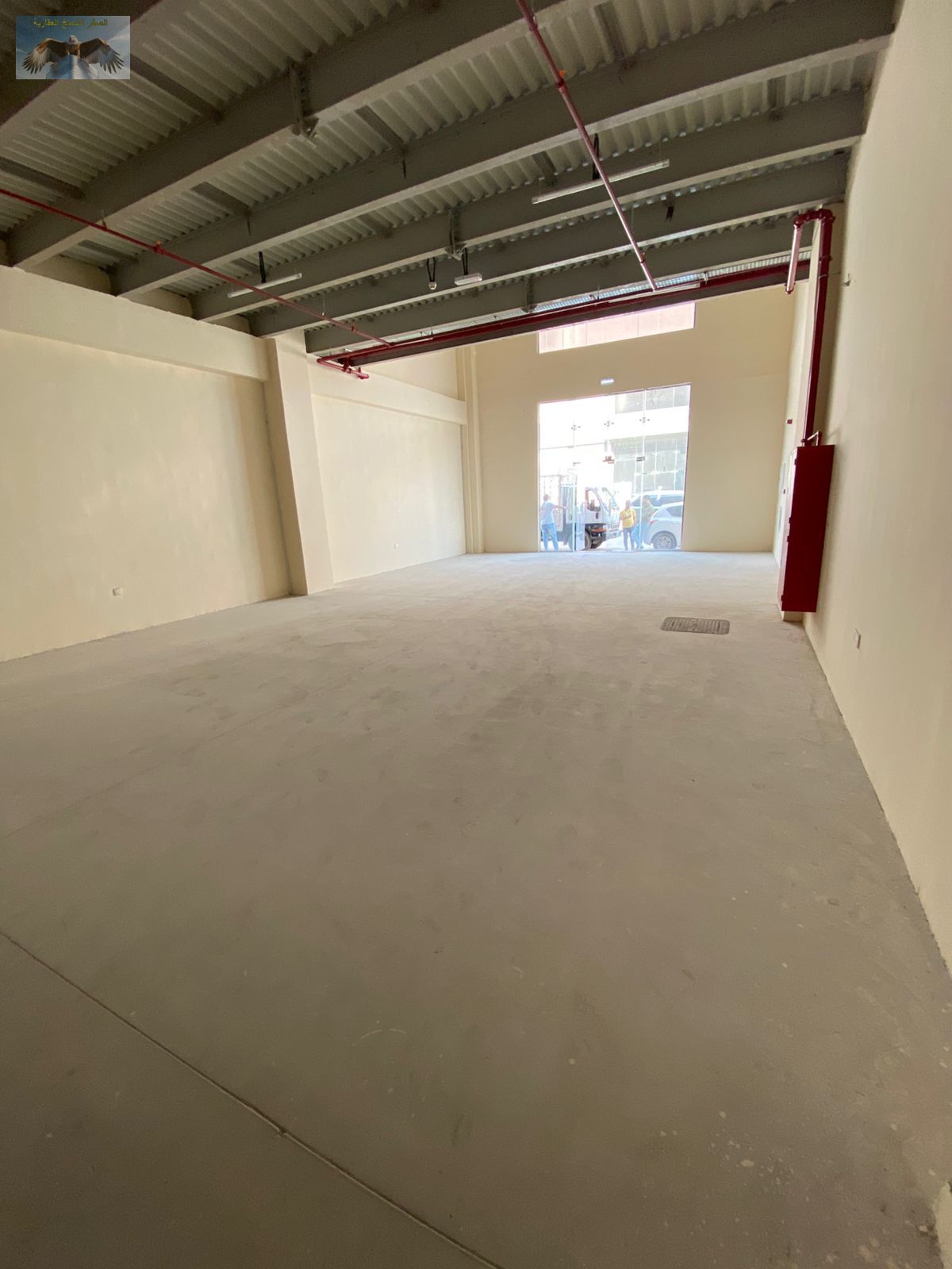 Shubra for rent in Al Jurf 1, Ajman, with a large area suitable for all commercial activities.