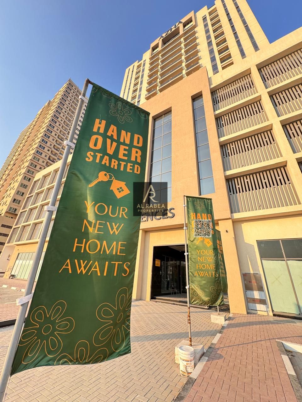 Right to buy, ready to move in after two months - highest level of finishing in Ajman, gym on the roof - 24-hour security, professional maintenance, f