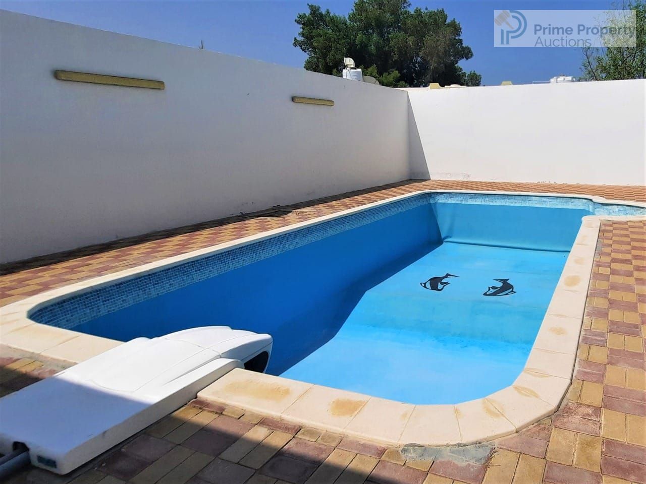 Spacious 4BR I Private Pool I Western Community I Excellent Conditions