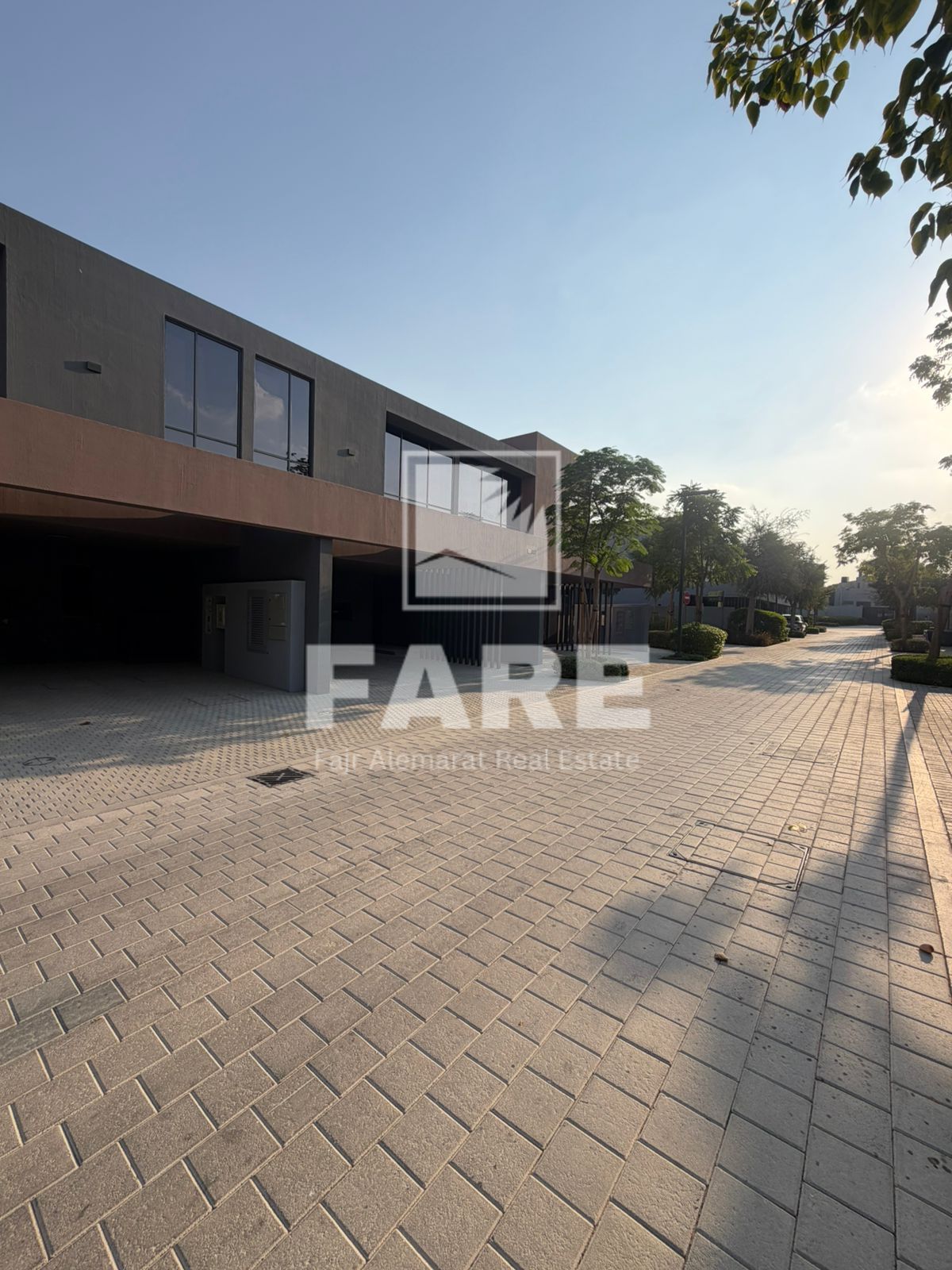Middle Villa for Rent – Masaar / Arada