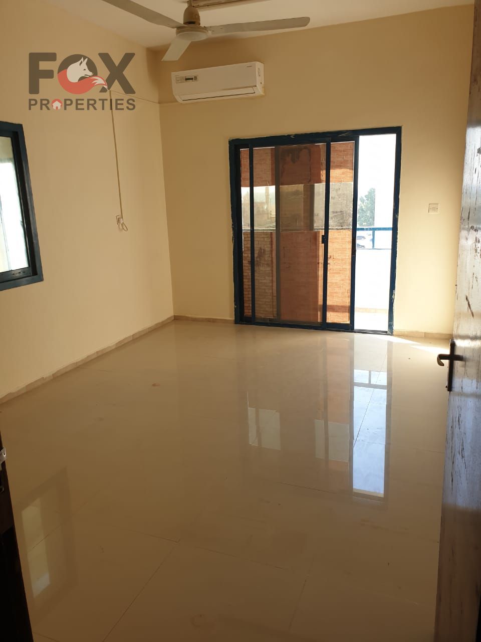 3-bedroom apartment with a living room, close to the Corniche, in a prime location near all services, with easy access to Sharjah and Dubai.