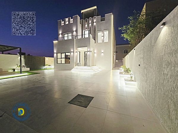 Luxury completely refurbished villa main road excellent location wide street
