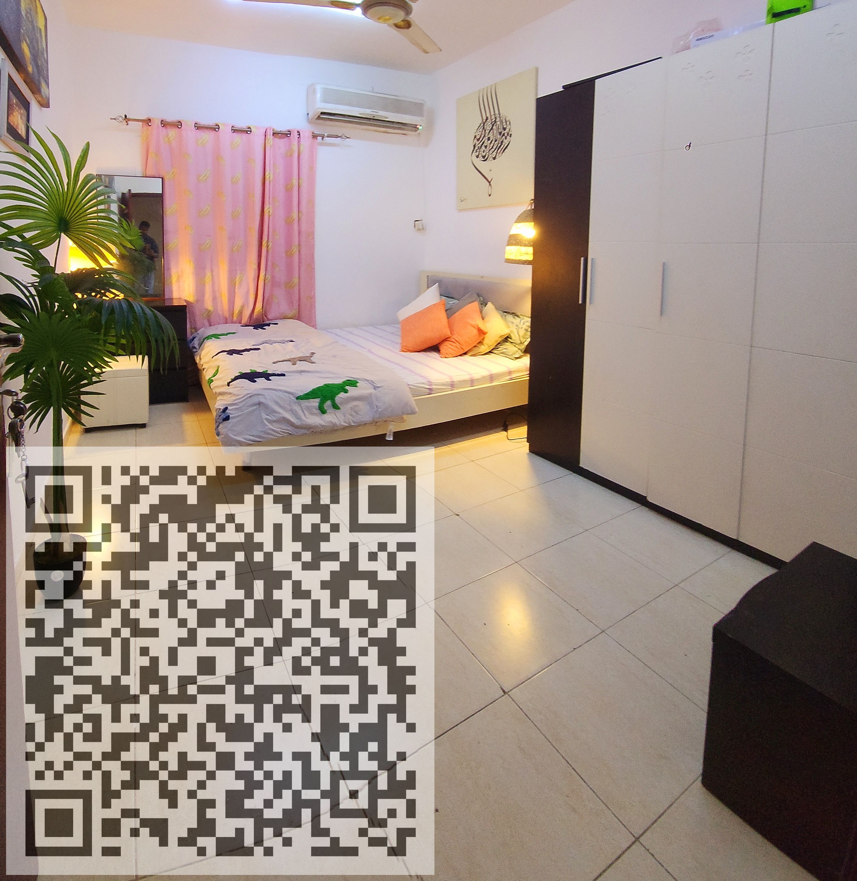 Family/ Couple Master Bedroom Available In Apartment With attached washroom