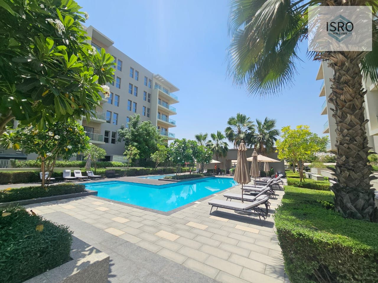 Spacious living | Balcony | 2bath | Community