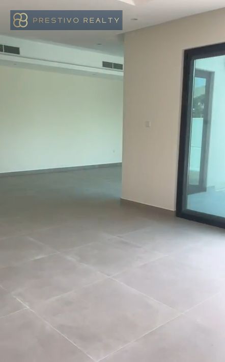 Closed kitchen I Saving on electricity and water bills I Gated community I End unit