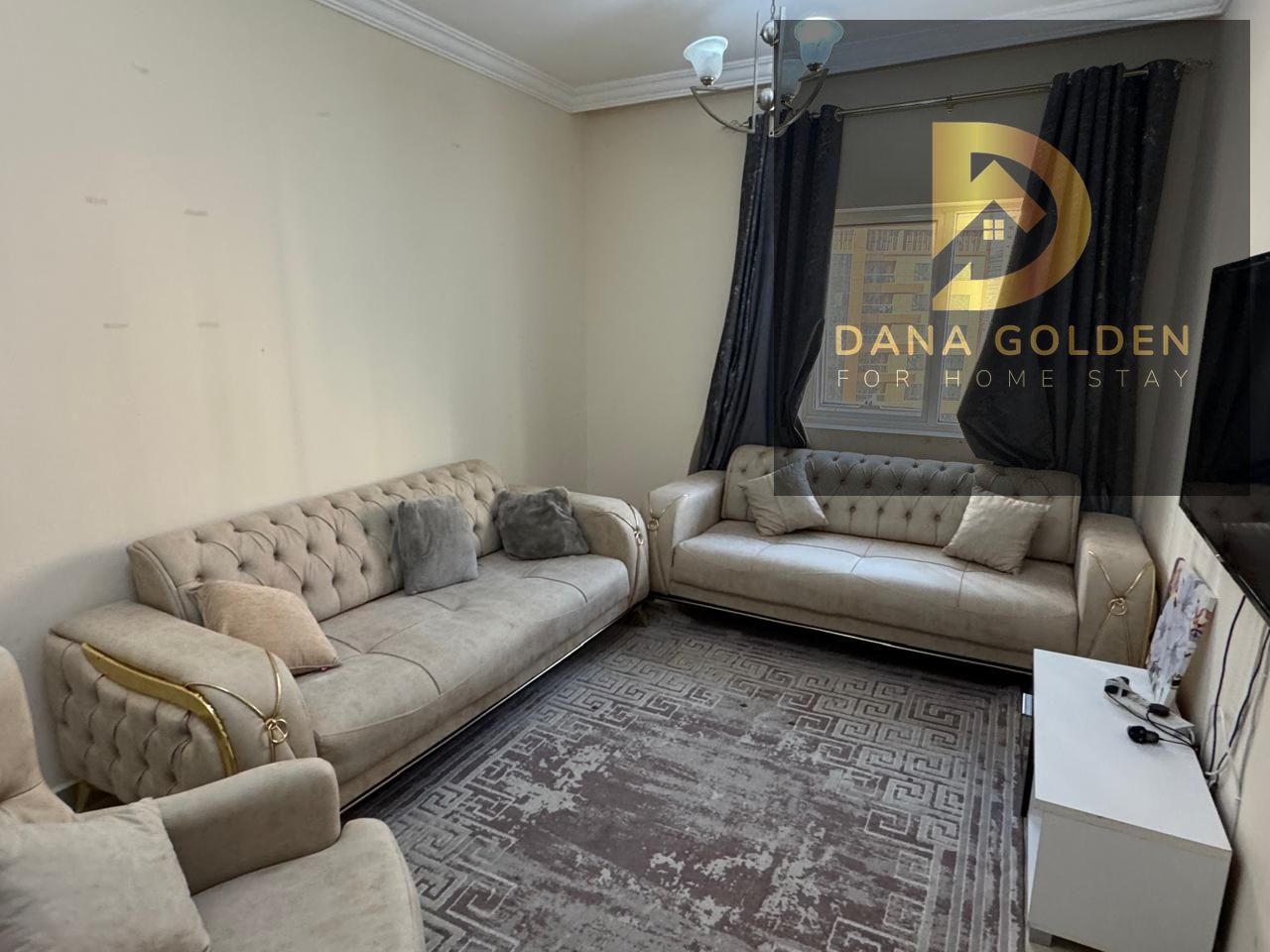 Three rooms for rent in Al Ta'an