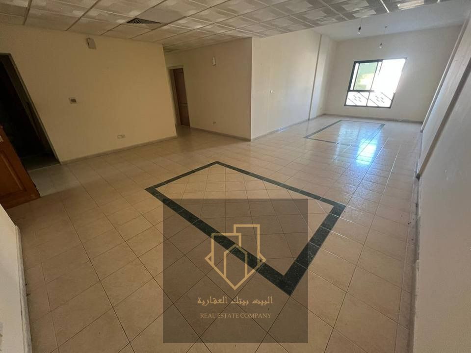 Two rooms and a very large living room close to Ajman Corniche