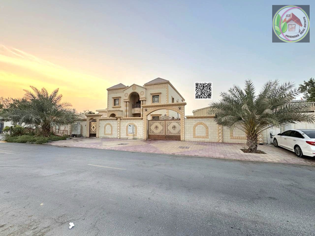 Large villa with an annex on Sheikh Ammar Street, large garden, including registration, electricity, and air conditioning. Freehold ownership.