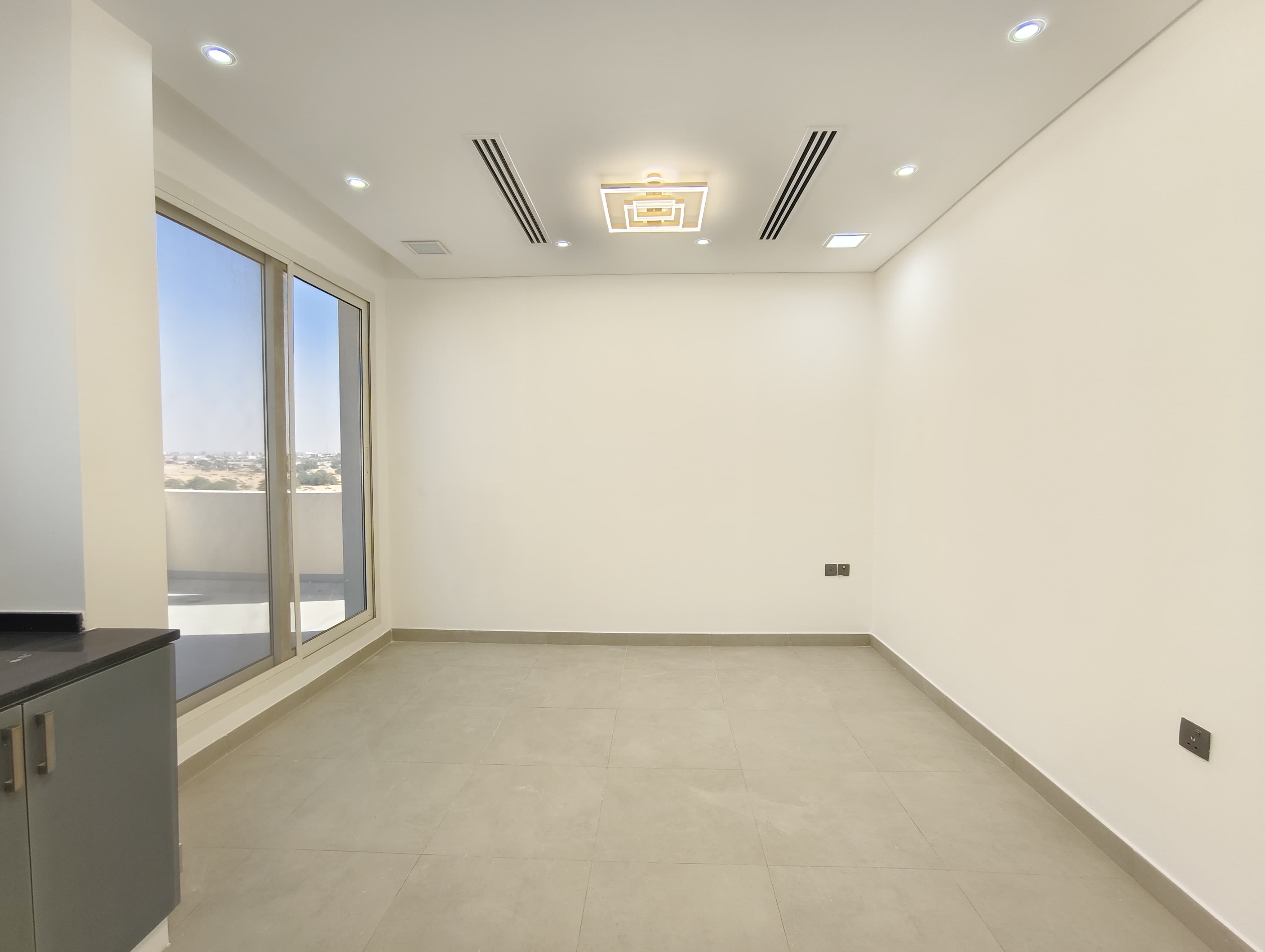 6 Master Badroom very high quality finishing Ready to move