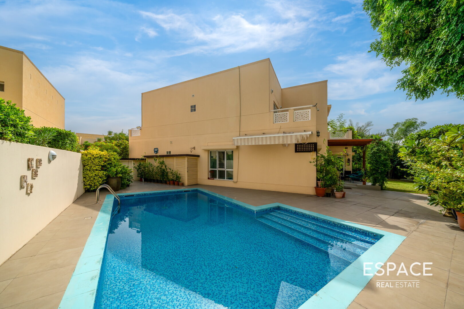 5 Bedroom | Vacant On Transfer | Private