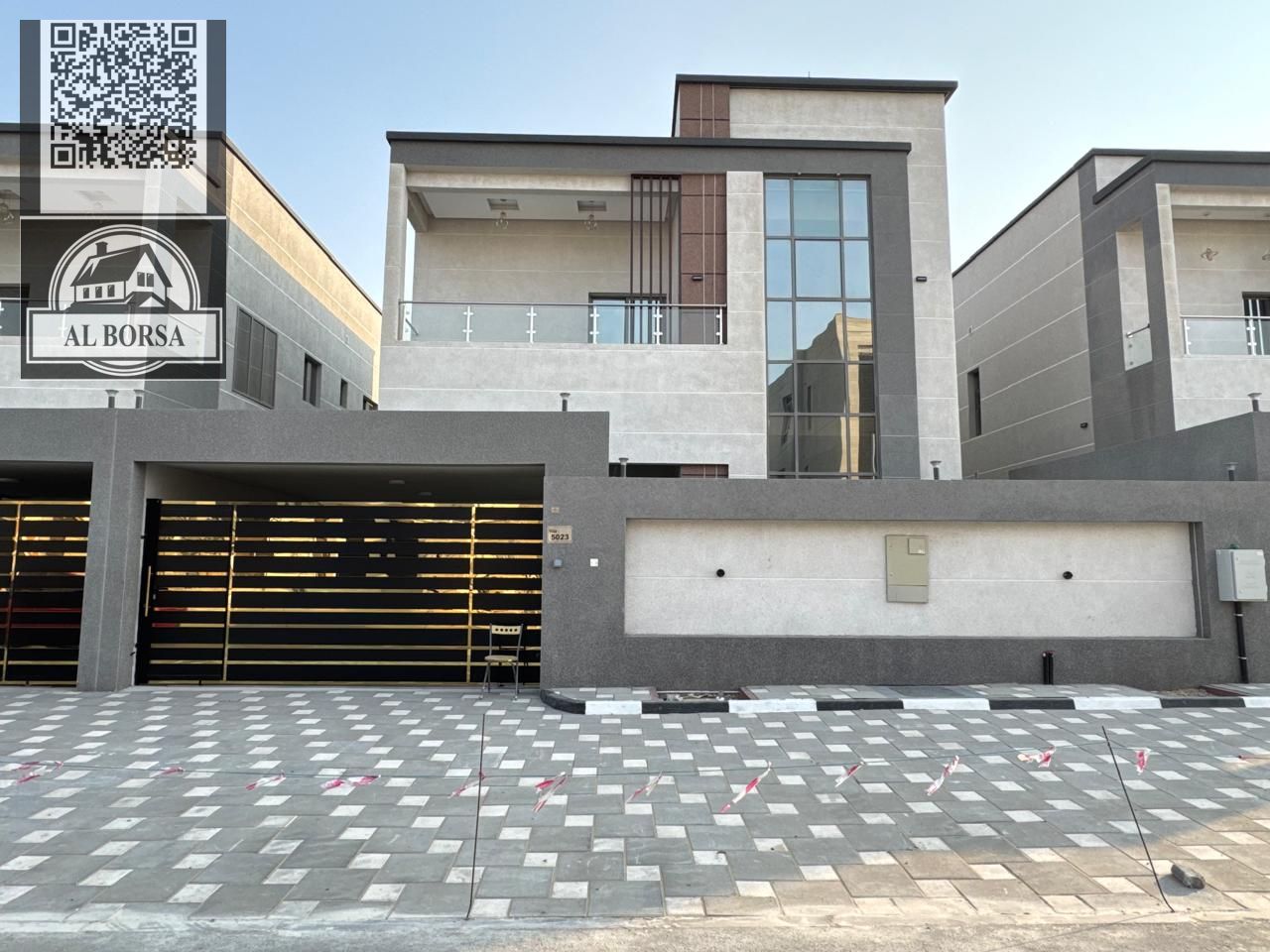 For sale in Al-Haliyo 2: Villa with 4 master bedrooms, a majlis, a living room, and a maid's room