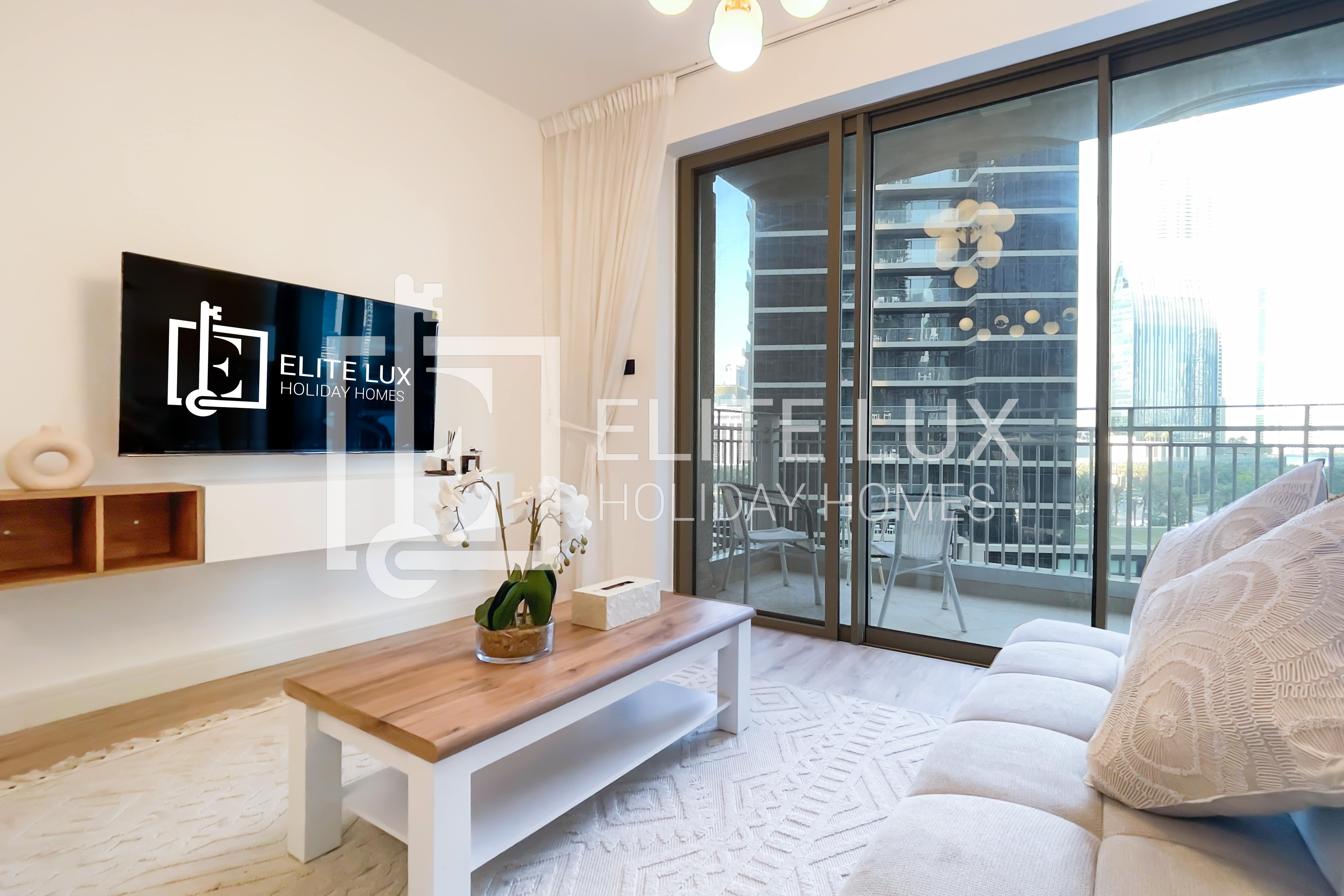 Cozy City Escape in Standpoint Downtown, Dubai