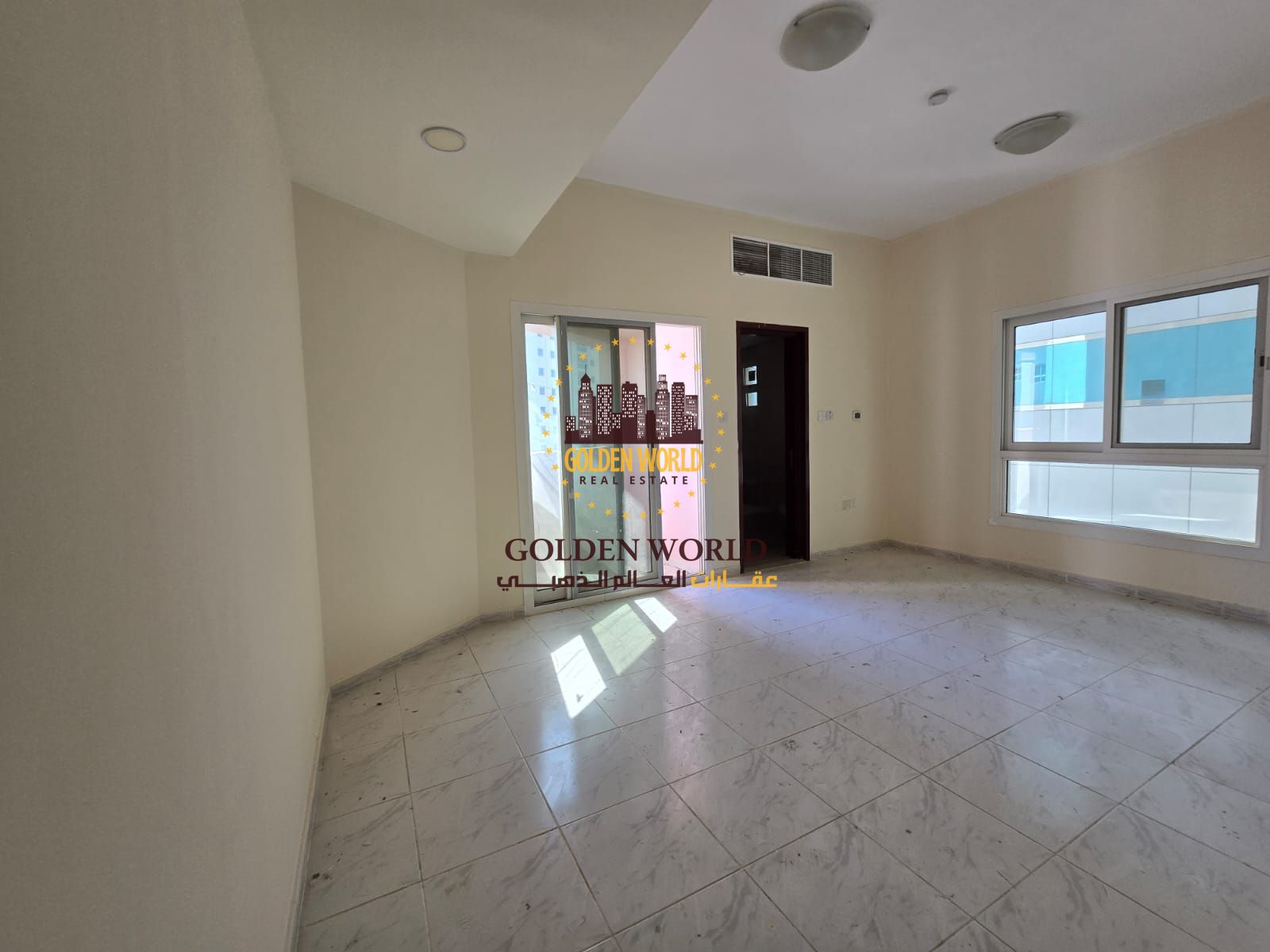 2BR apartment in Al Majaz 2 with balcony, pool, 3 bathrooms, master room, great finishing, and post-renovation delivery. Rent 42,000. Other options av
