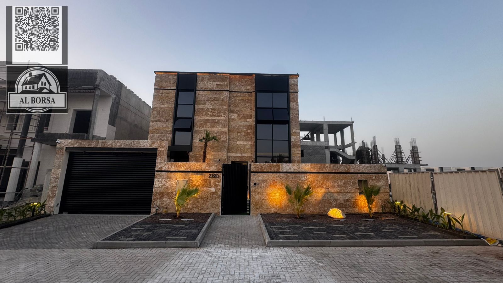 Villa for sale in Al Aaliyah, Ajman. 5 master bedrooms, majlis, 2 living rooms, spacious kitchen, and maid's room.