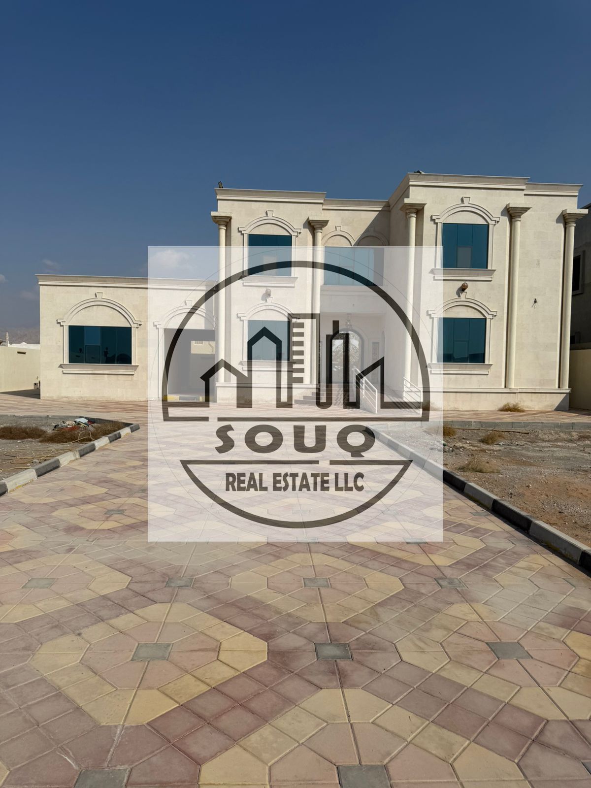 Luxury villa with a modern design for sale