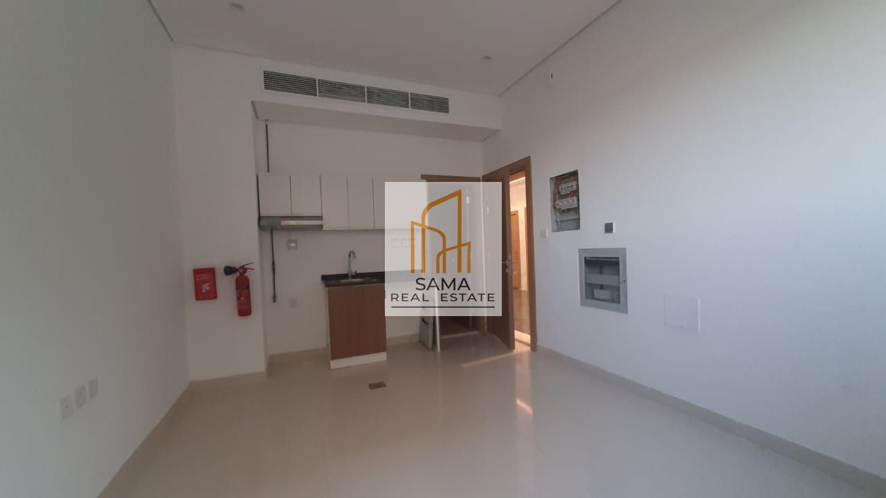 Brand new studio flat available only 30k Alzahia
