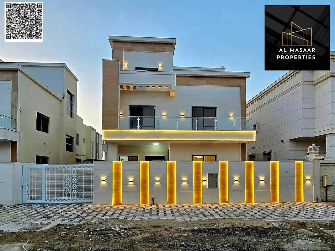 **Strategic location near all services, excellent location on a main street next to a mosque and Al-Rahmaniya shops. Negotiable price and spacious are