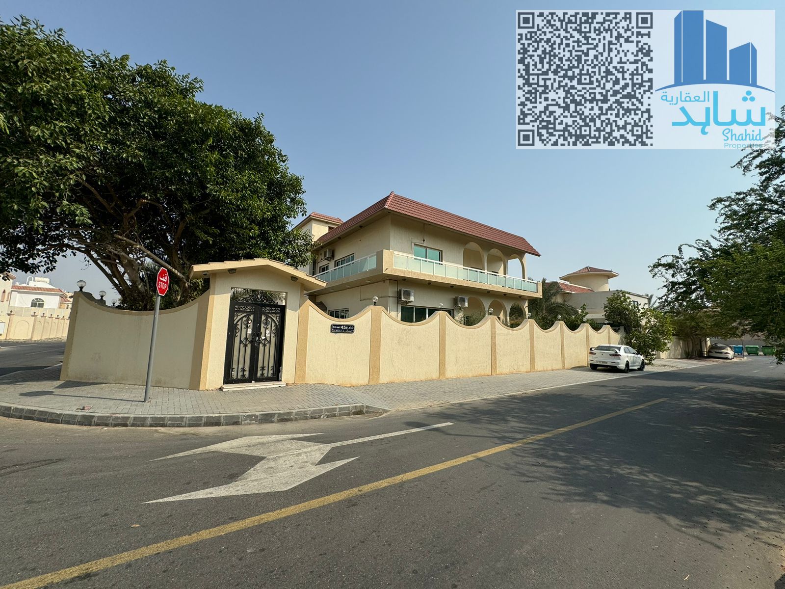 Stunning 6-Bedroom Corner Villa with Park Views in Al Nakheelat, Sharjah