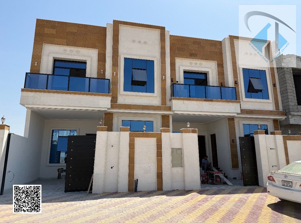 Best townhouse 5bed plus roof behind park