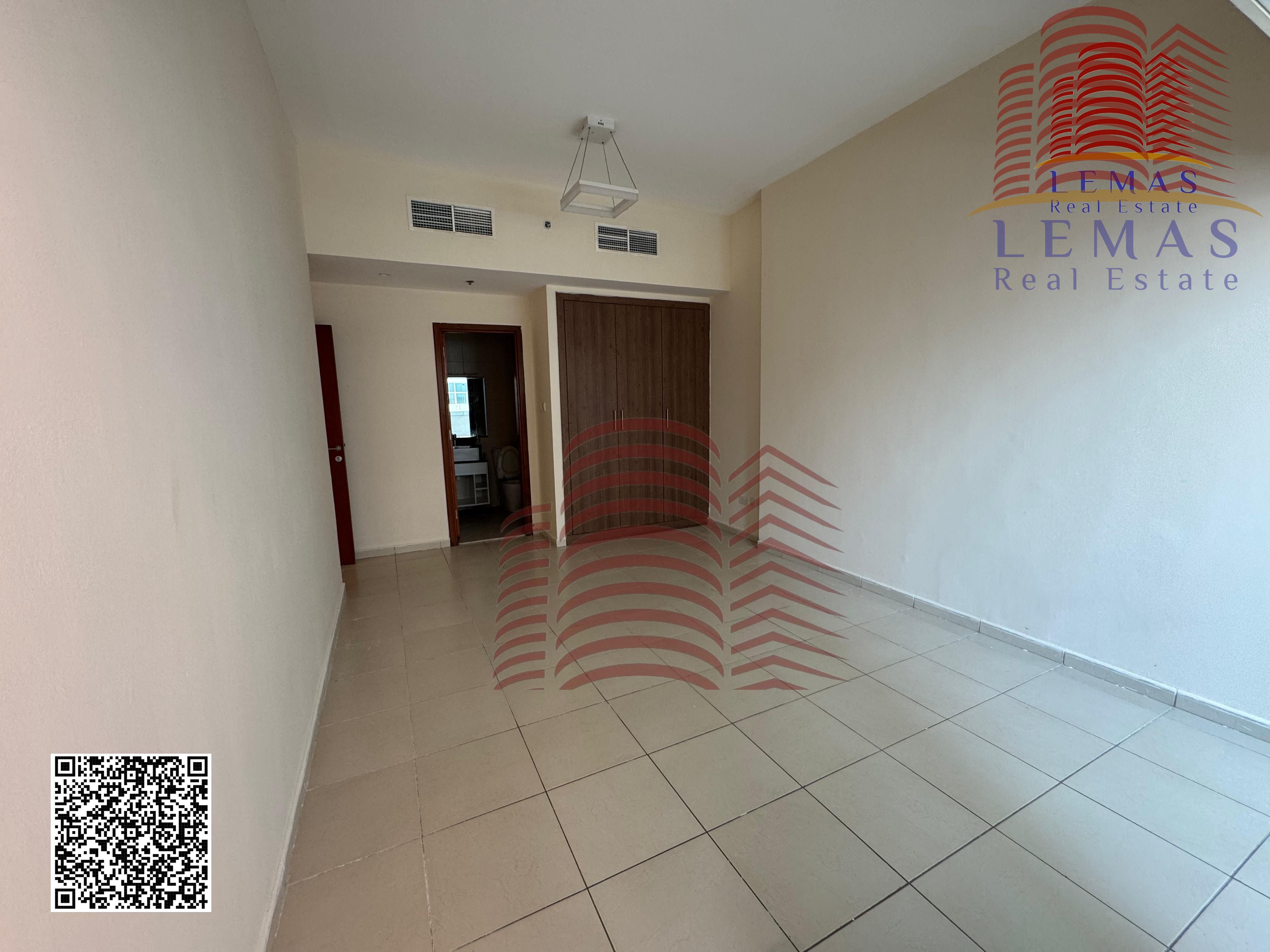 ONE BHK FOR SALE | 400K | PARTIAL CITY VIEW | EMPTY | WITH PARKING