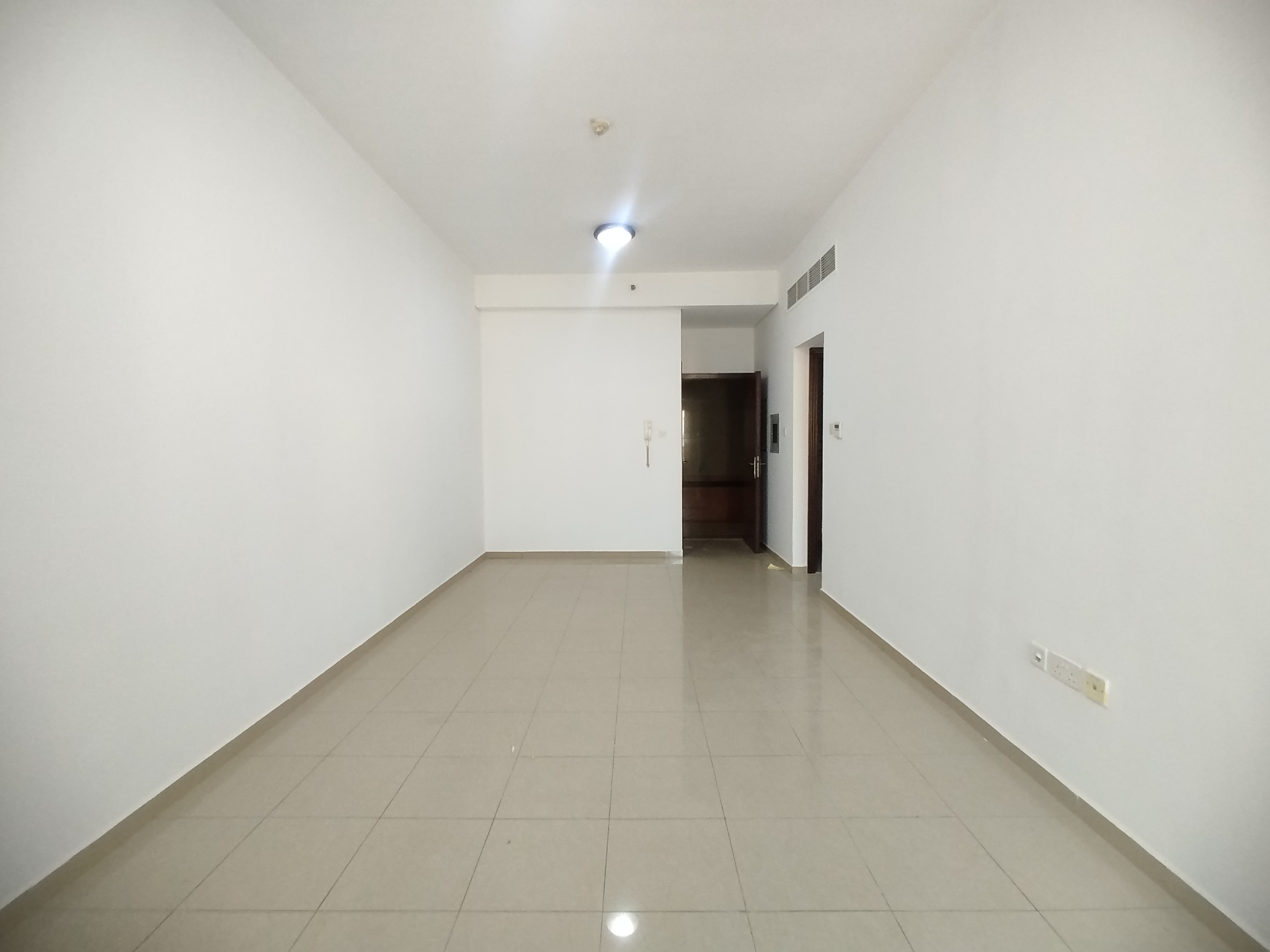 1BHK || CLOSE TO POND PARK || SPACIOUS APARTMENT CENTRAL SCHOOL || FAMILY BLD