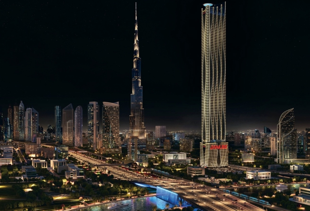 High-End 1BR | Italian Furnished | Bayz 102