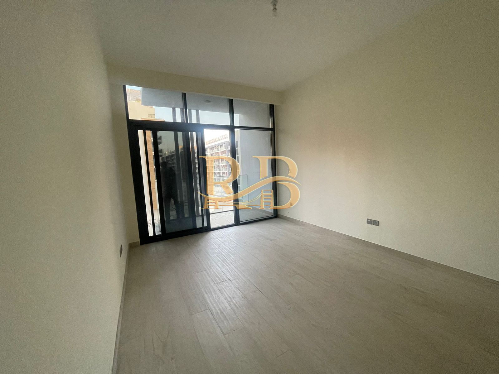 STUDIO, AZIZI RIVIERA,UNFURNISHED, SPACIOUS, BIG, BRAND NEW , NEW BUILDING, BOULEVARD VIEW