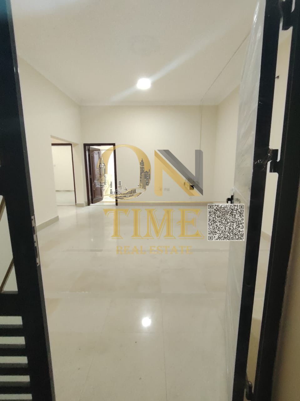 Large area, modern finishes, excellent location